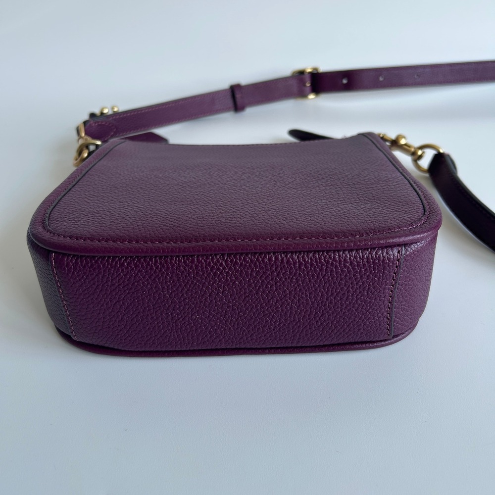 Coach Chaise Crossbody 19 Plum Pebble Leather Bag CC390 - Picture 4 of 9